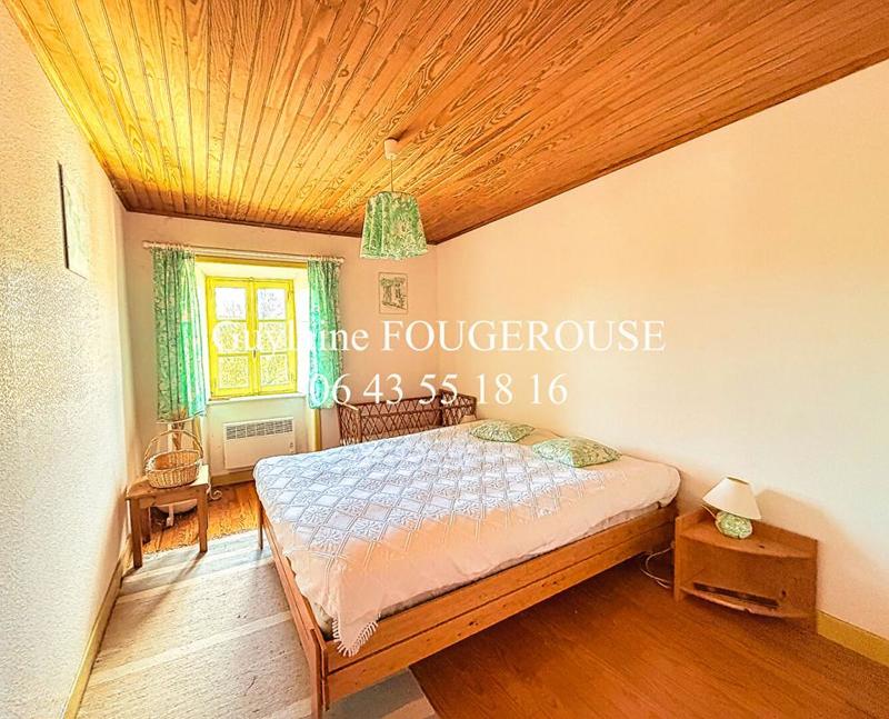 Maison - 202 m² - 7 pièces