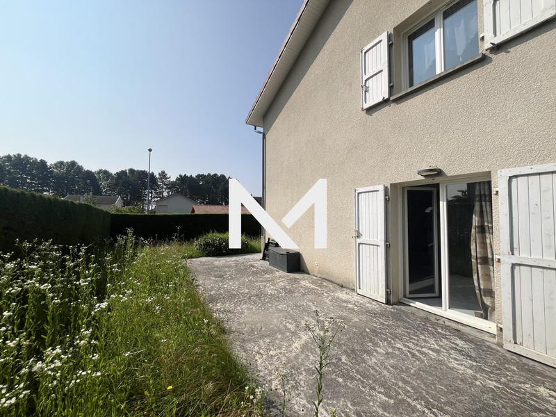 Maison - 96 m² - 4 pièces