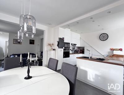 Maison - 117 m² - 6 pièces