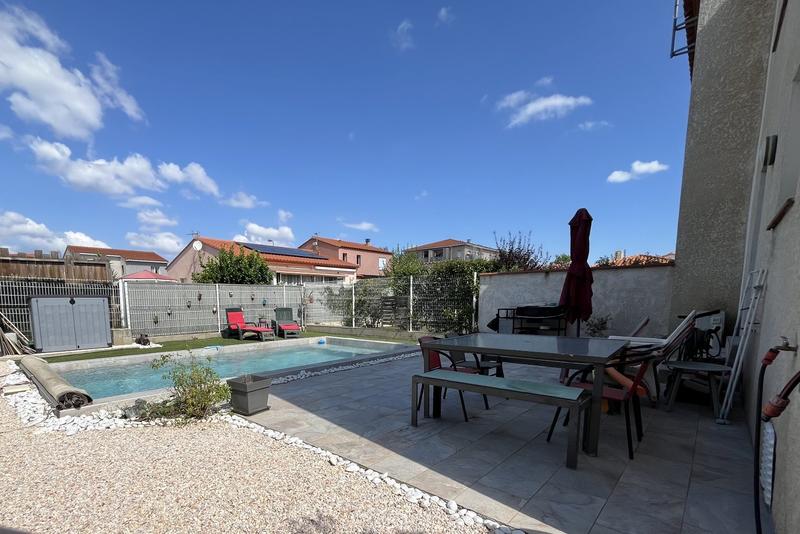 Maison - 77 m² - 4 pièces