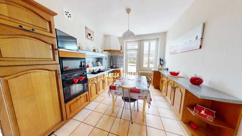 Maison - 143 m² - 6 pièces