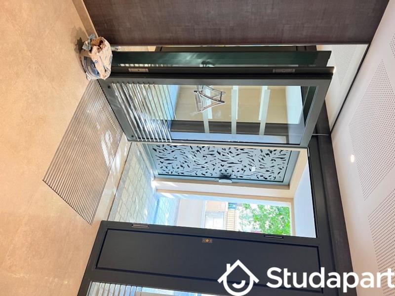 Chambre - 16 m² - 1 pièce