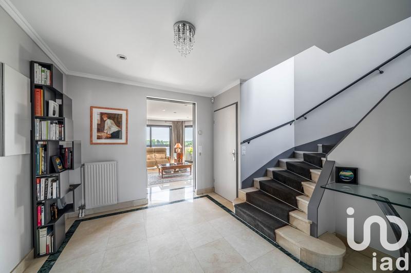 Duplex - 239 m² - 7 pièces