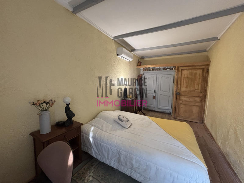 Mas - 285 m² - 11 pièces