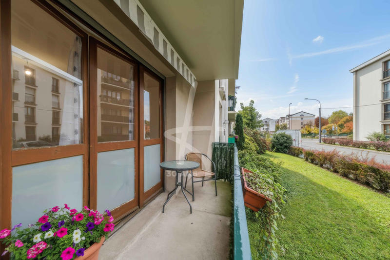 Appartement - 80 m² - 3 pièces