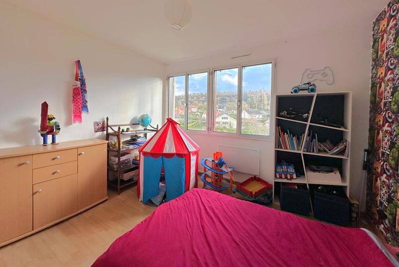 Maison - 82 m² - 4 pièces