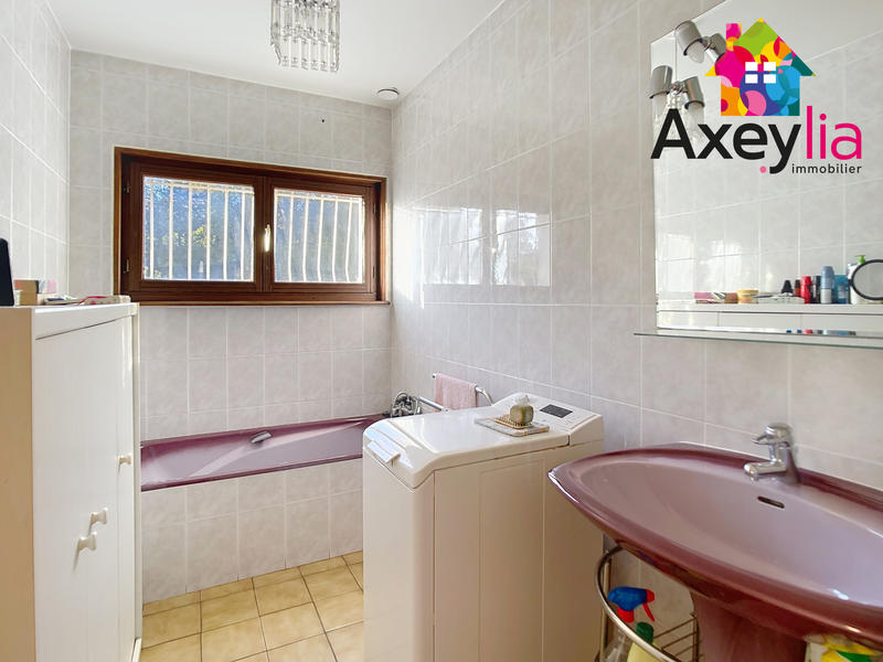 Maison - 135 m² - 6 pièces