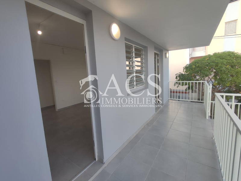 Appartement - 70 m² - 4 pièces