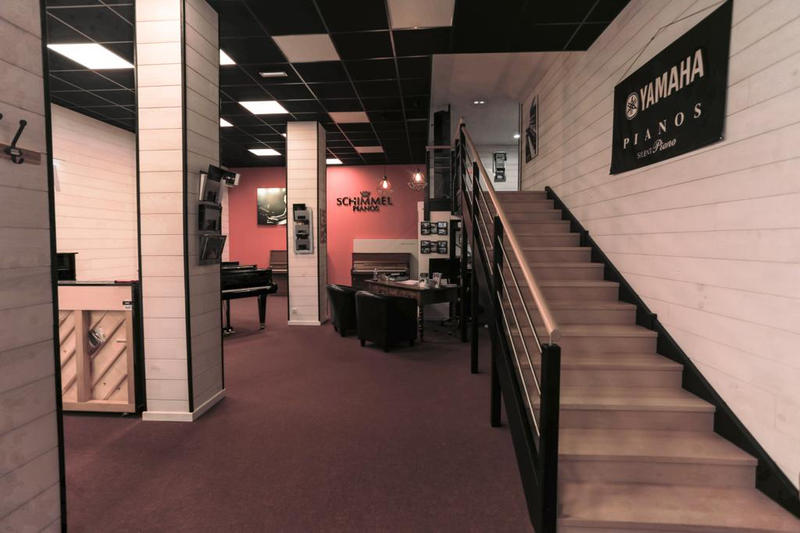 Local commercial - 200 m² - 5 pièces