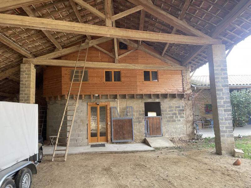 Maison de domaine équestre - 240 m² - 9 pièces