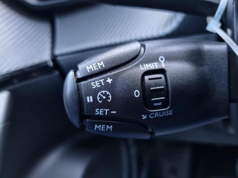 Peugeot 2008 II PureTech 130 s&amp;amp;S Eat8 Active Business