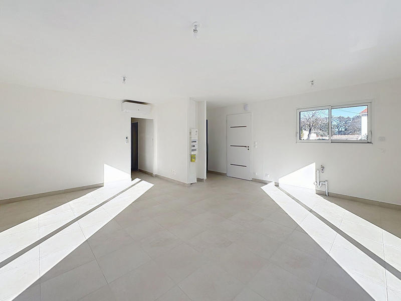 Maison - 87 m² - 6 pièces