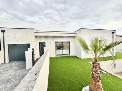 Maison contemporaine - 102 m² - 4 pièces