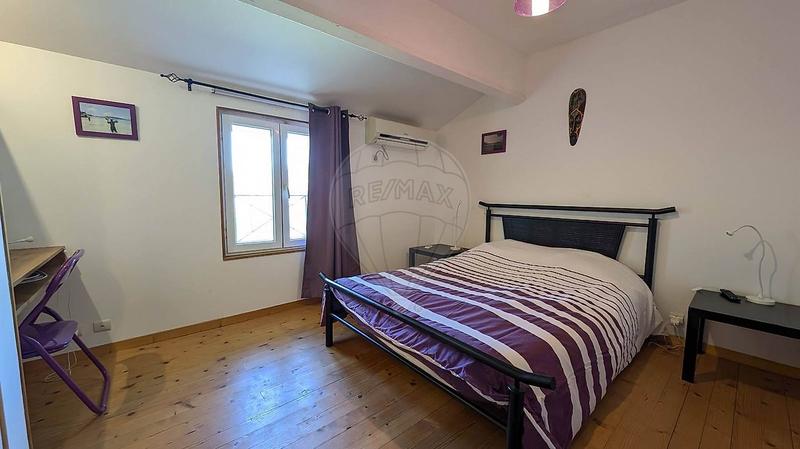 Maison chambre d'hôtes - 240 m² - 8 pièces