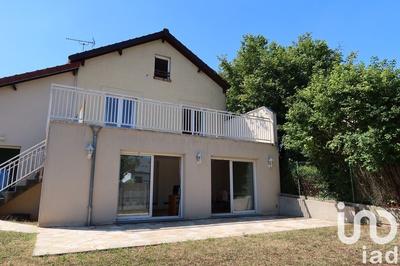 Maison - 150 m² - 9 pièces