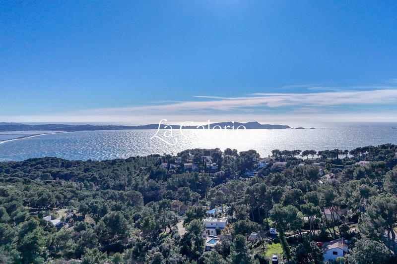 Villa - 90 m² - 3 pièces