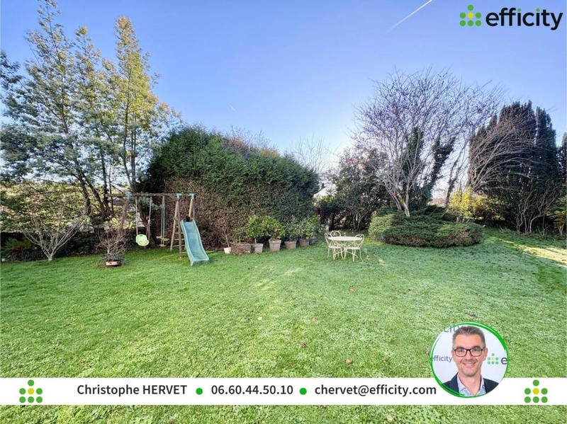 Maison - 380 m² - 11 pièces