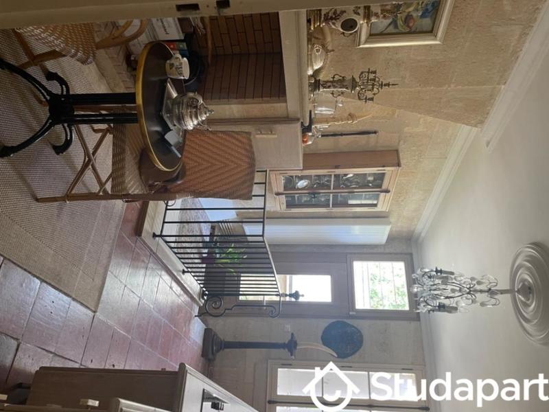 Chambre - 25 m² - 1 pièce