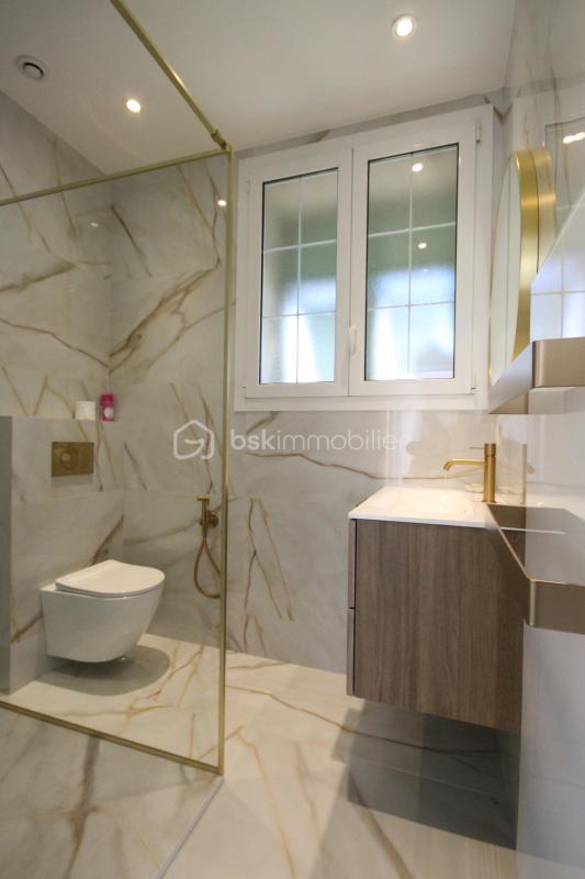 Villa - 149 m² - 8 pièces