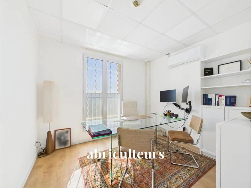 Local commercial - 295 m²