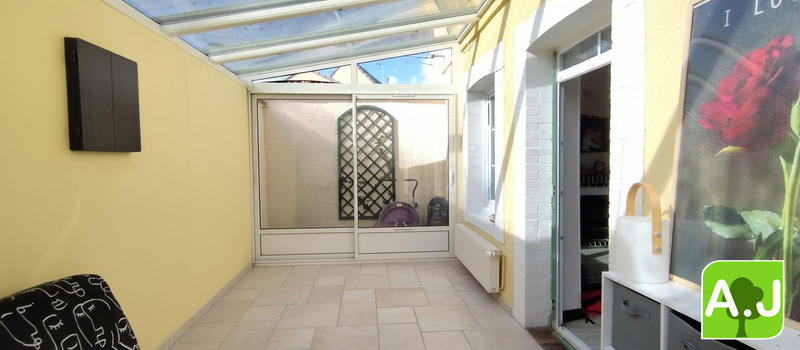 Maison - 104 m² - 4 pièces