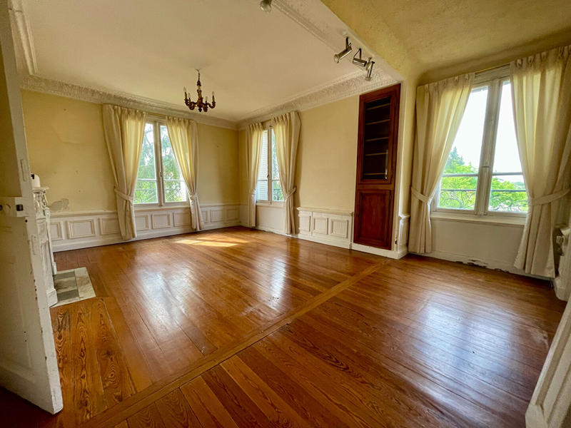 Villa - 195 m² - 9 pièces