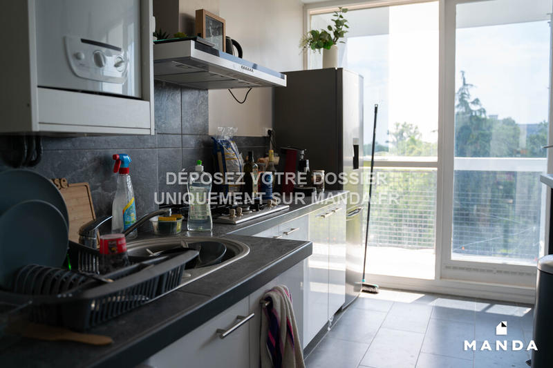 Chambre - 10 m² - 5 pièces