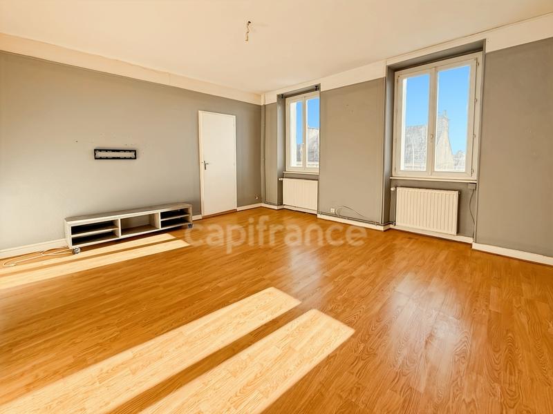 Immeuble - 275 m² - 13 pièces