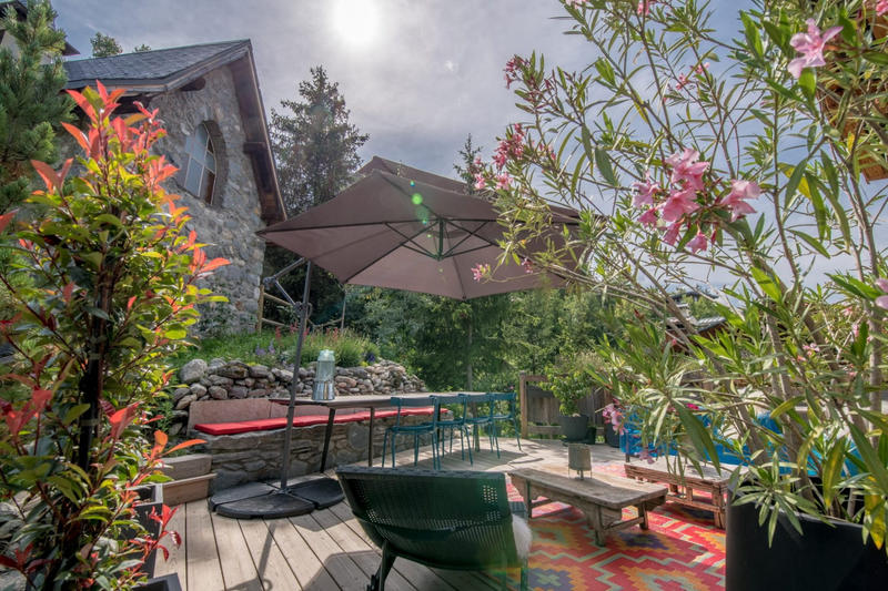 Châlet - 240 m² - 8 pièces