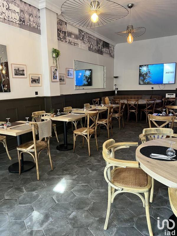 Local commercial - 147 m²