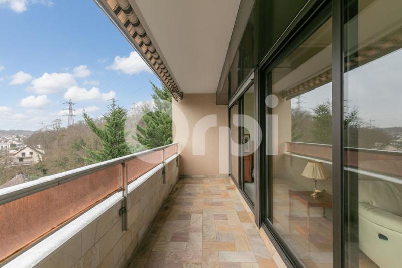 Appartement - 87 m² - 4 pièces