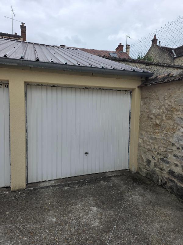 Parking / Garage - 14 m²