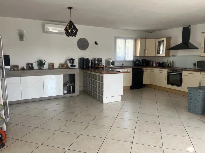 Maison - 138 m² - 5 pièces