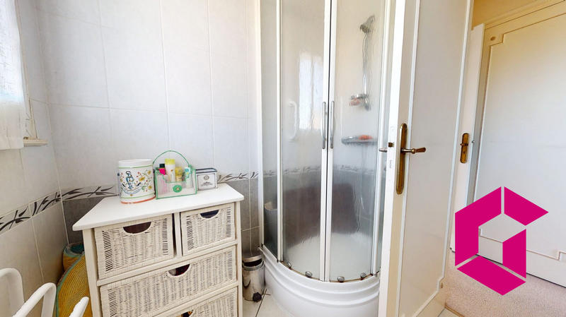 Appartement - 101 m² - 5 pièces