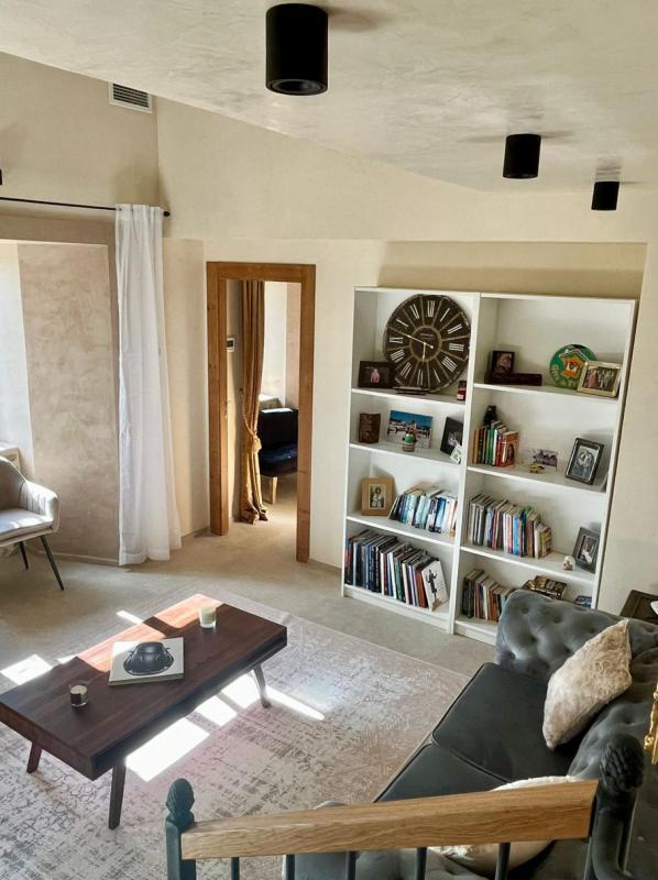 Terrain - 94 759 m²