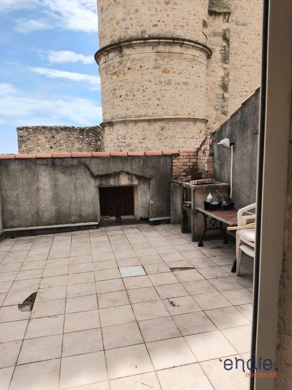 Maison - 228 m² - 10 pièces