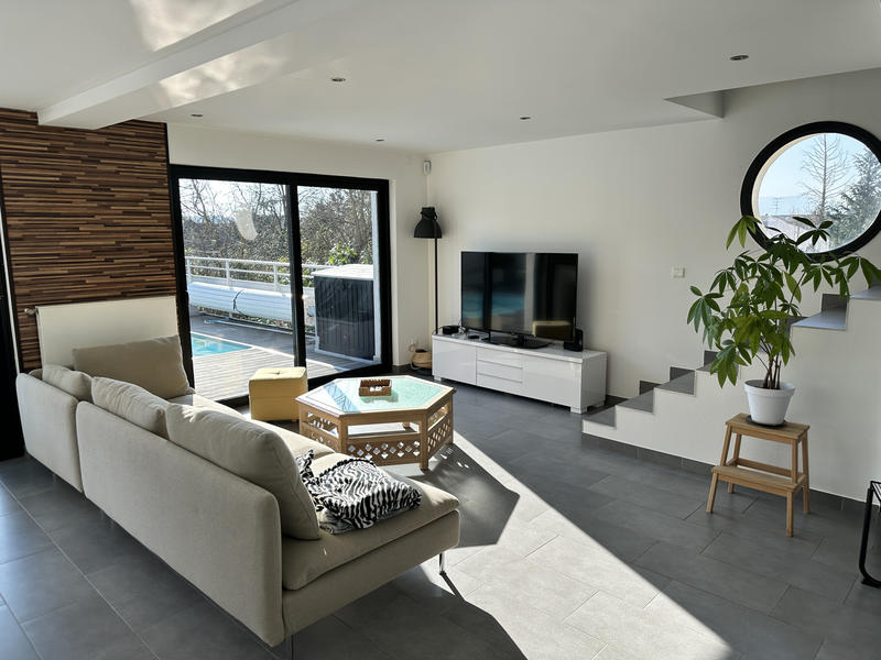 Maison - 150 m² - 6 pièces