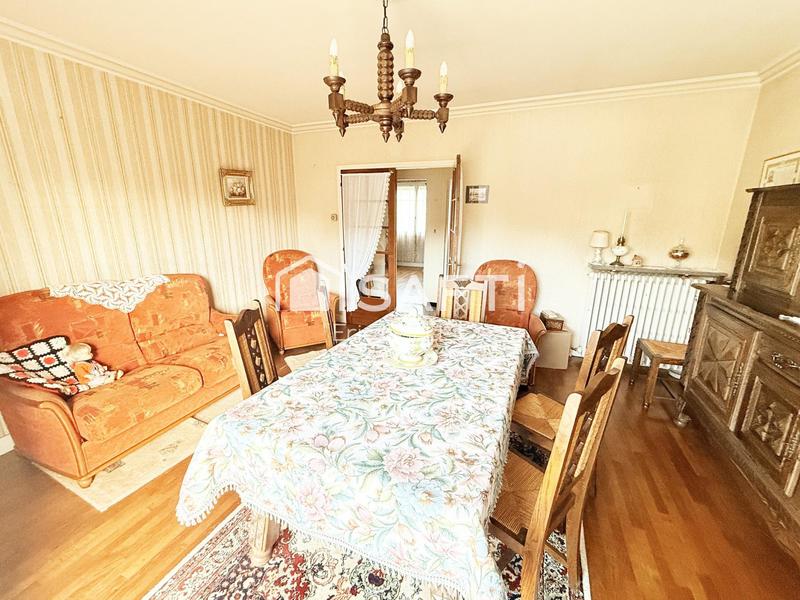 Maison - 94 m² - 4 pièces