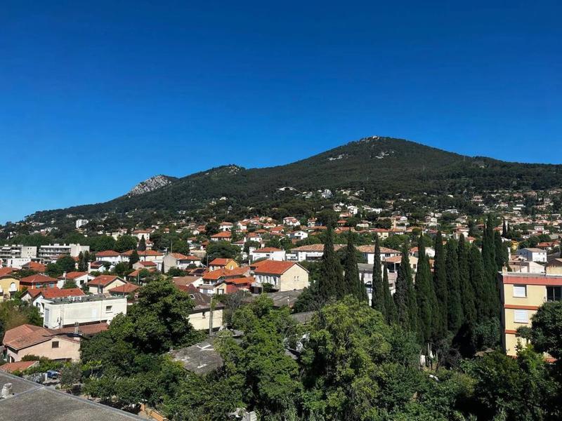 Appartement - 70 m² - 4 pièces