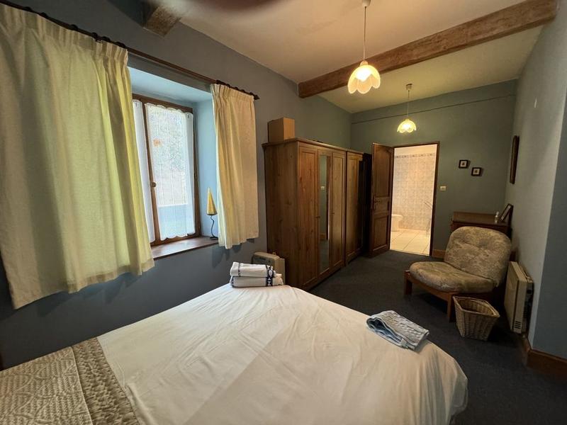 Maison ancienne - 218 m² - 7 pièces