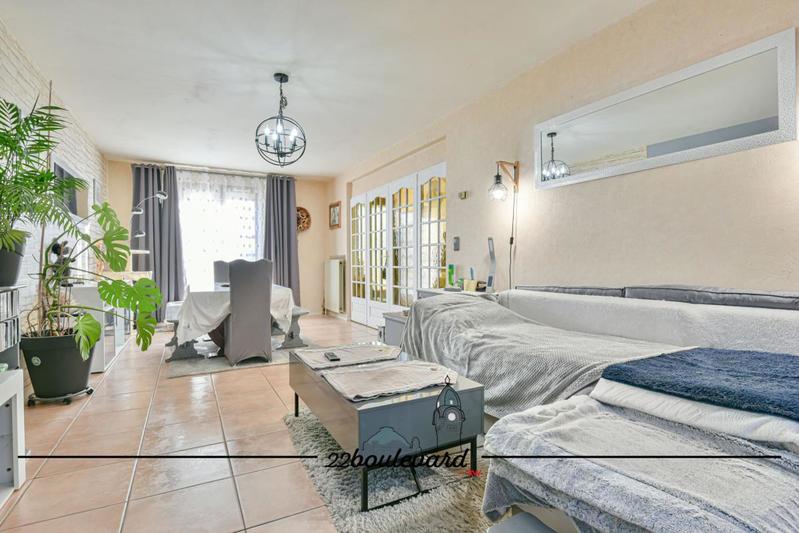 Maison - 96 m² - 4 pièces