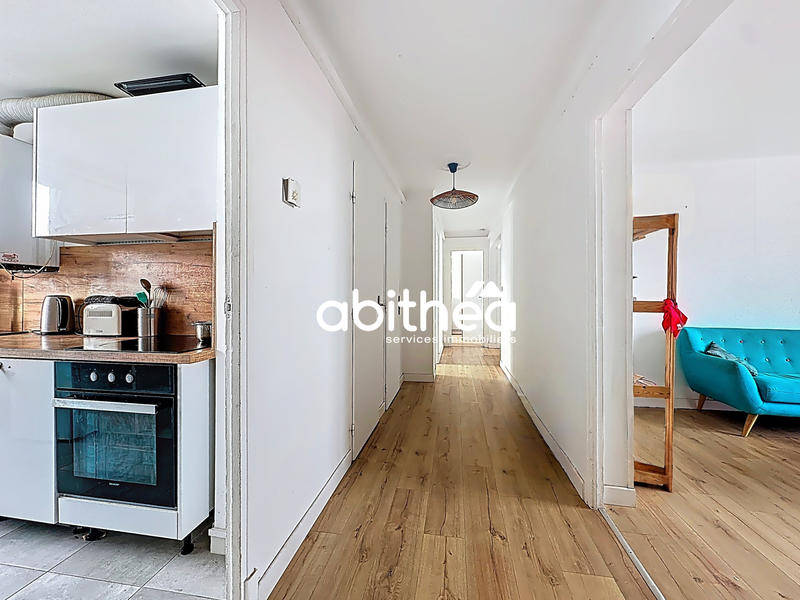 Appartement - 82 m² - 5 pièces