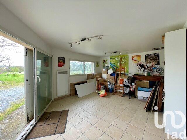 Maison - 250 m² - 9 pièces