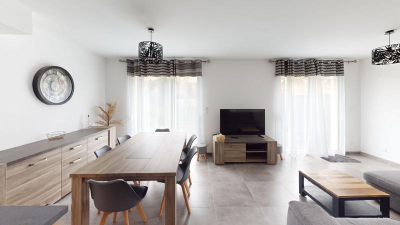 Maison - 84 m² - 4 pièces