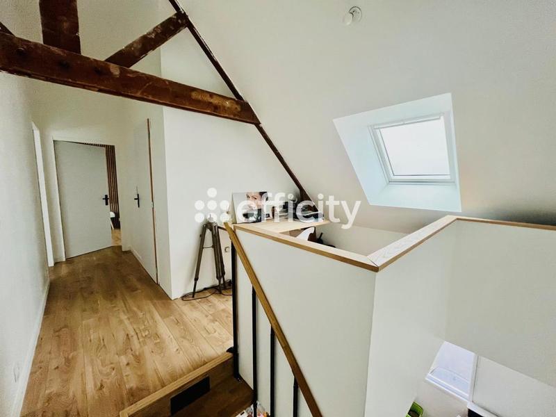 Maison - 148 m² - 7 pièces