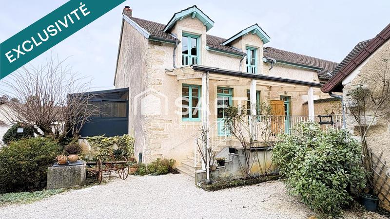 Maison - 235 m² - 8 pièces