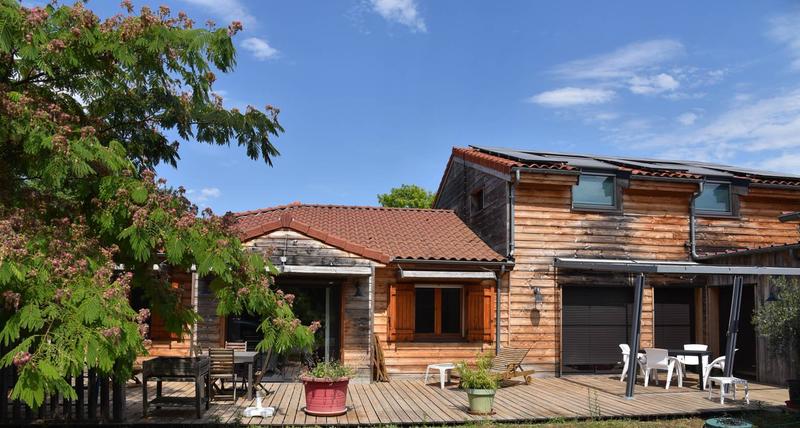 Maison - 280 m² - 7 pièces