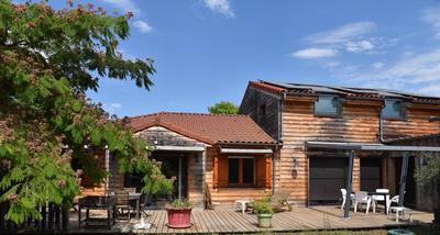 Maison - 280 m² - 7 pièces