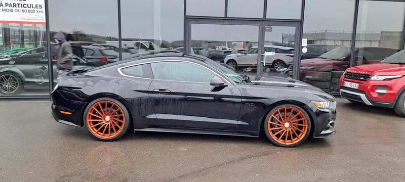 Ford Mustang Fastback V8 5.0 421 Gt a