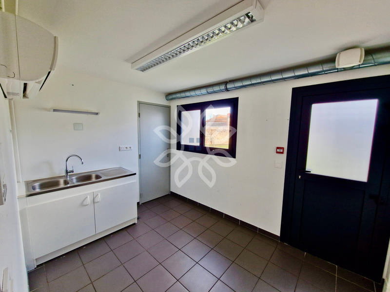 Propriété - 361 m² - 10 pièces